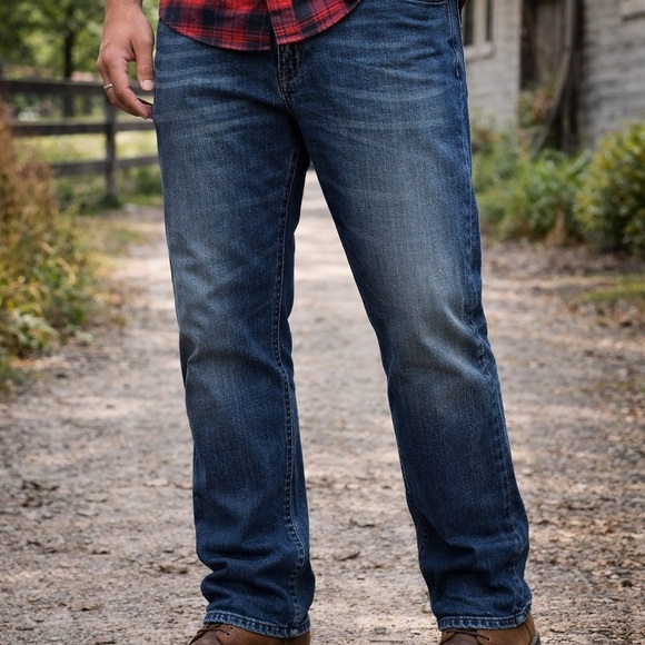 Lucky Brand Other - Lucky Brand Men's Straight Jeans in Washed Blue